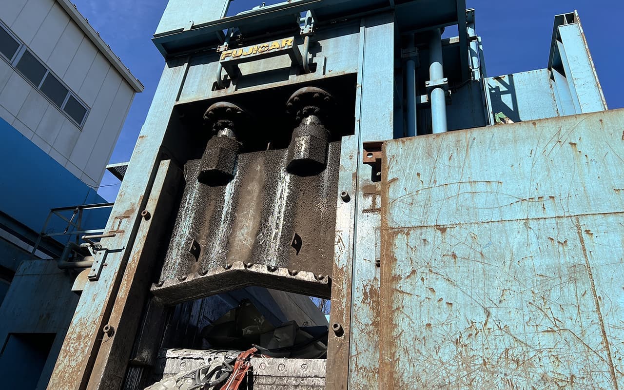 ギロチン（800ｔ）